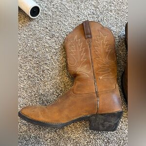 Women’s boots